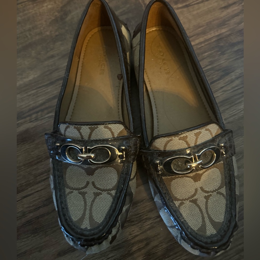 Coach monogram ballet flats (size 6)